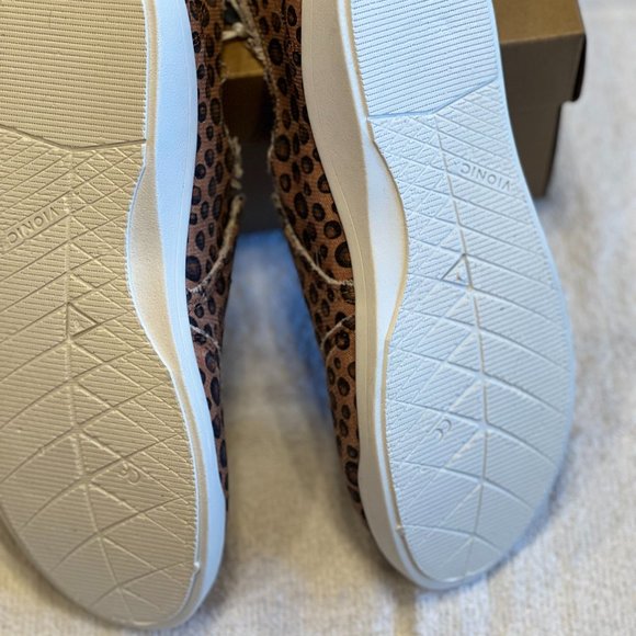 Vionic Beach Malibu - Bubbles - New - Size 8 - Picture 7 of 8